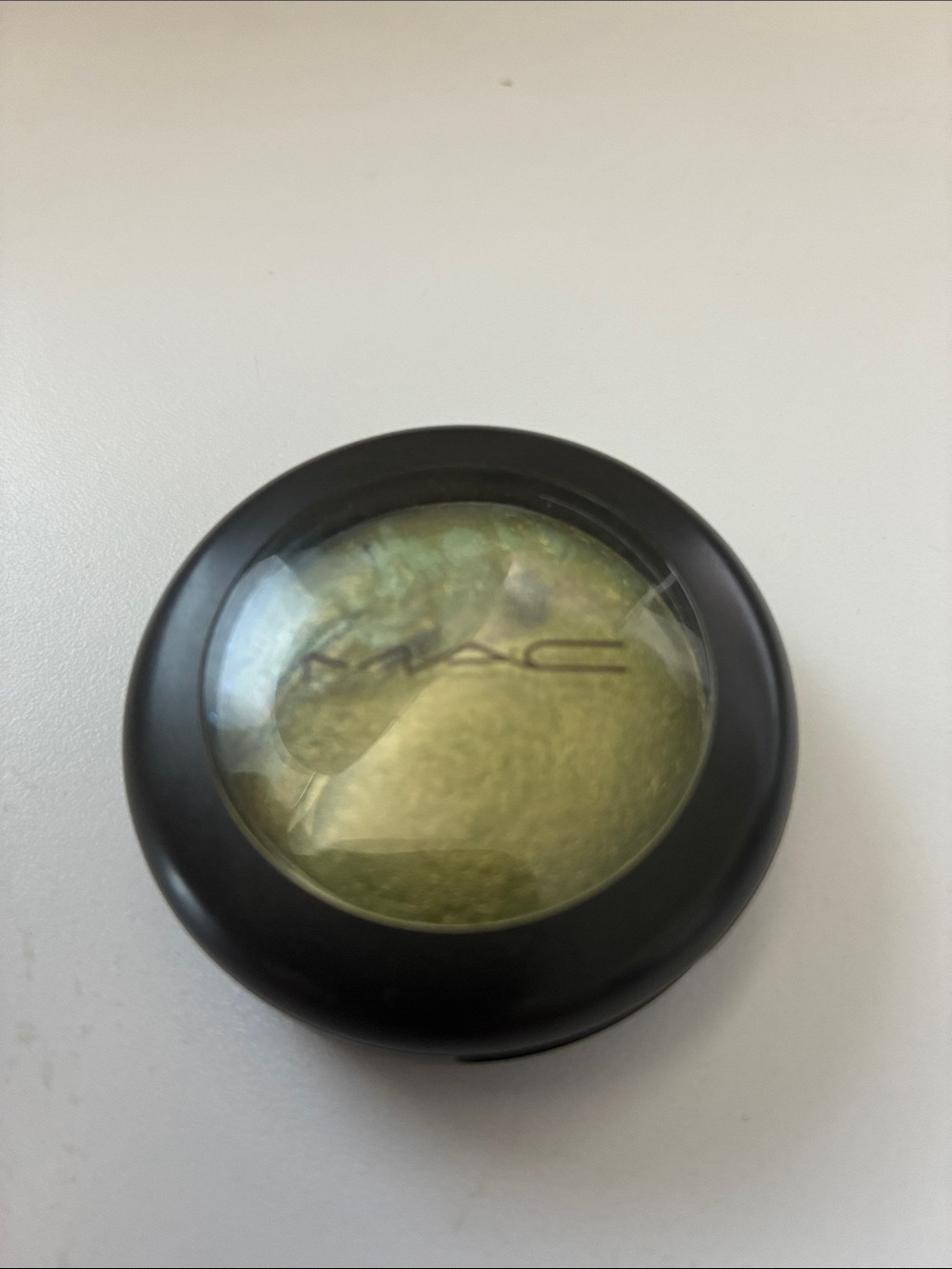 MAC Cosmetics Mineralize Eyeshadow - rare color Fresh green mix-  NEW!